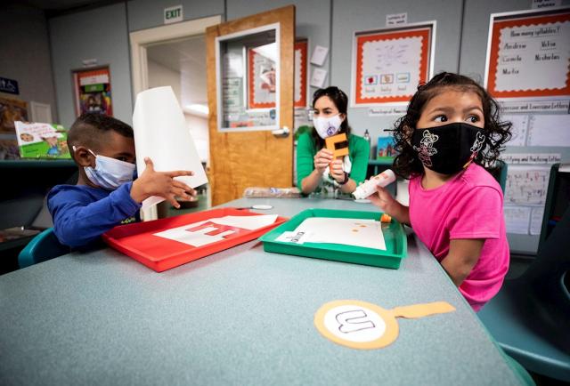 Crece en Justicia la rebelión por las máscaras en las escuelas de Florida