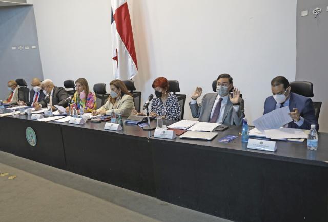 Declaran sesión permanente para discutir reformas electorales Declaran sesión permanente para discutir reformas electorales