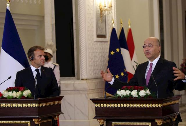 Irak acoge la cumbre, a la que asistió Macron, para calmar las tensiones en Oriente Medio