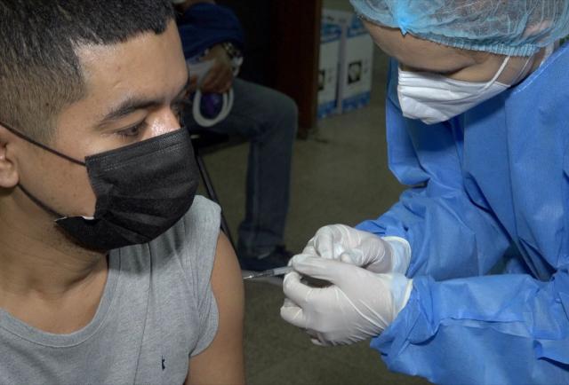 Ley que regula el proceso de vacunación en Panamá enfrenta dos juicios en los tribunales