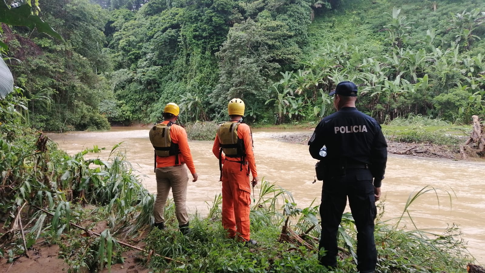 Recuperan cuerpo de joven ahogado al cruzar el río Risco en Bocas