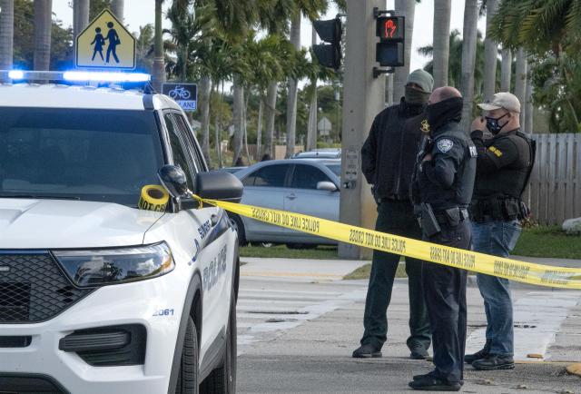Cuatro personas, incluido un bebé, mueren en tiroteo en Florida