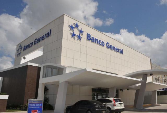 Luego de las protestas, Banco General se disculpa y promete devolver los fondos adeudados a los clientes