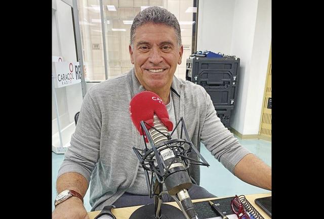 Luis Fernando Suárez, un técnico 'sabio' en busca de kilómetros 'costarricenses'