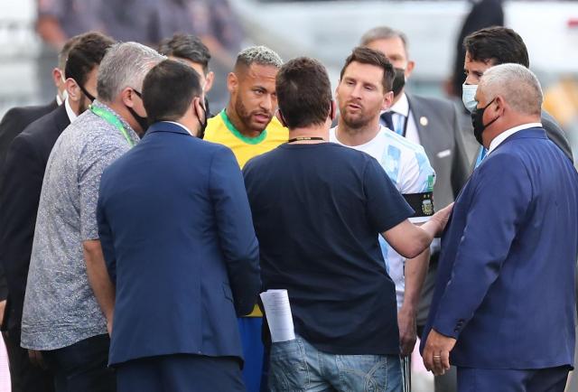 Selección argentina regresó al país tras mediación del embajador